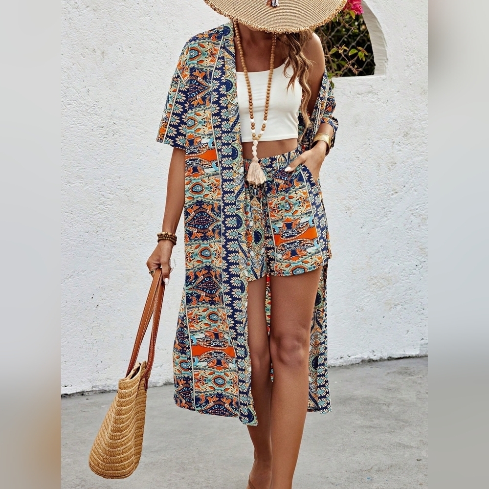 Women's Floral Print Open Front Jacket And Shorts Set - Picture 3 of 7